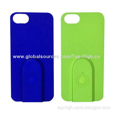 Case for iPhone 5,5S with a built-in wireless camera shutter with CE RoHS FCC marks
